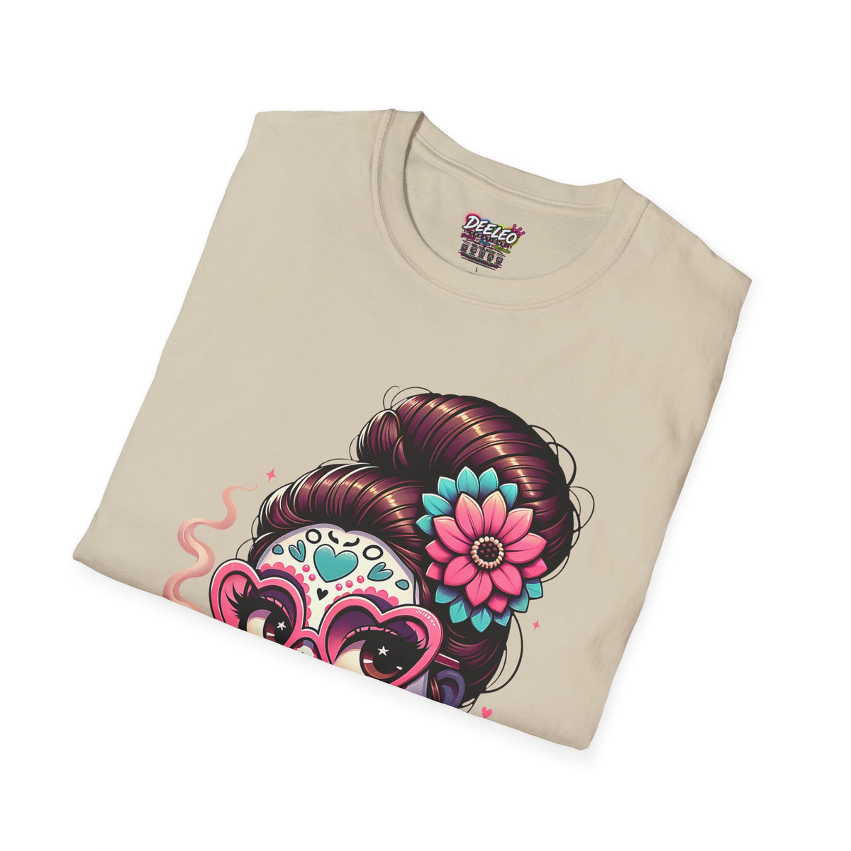 La Chismosa sugar skull T-Shirt | Day of the Dead diva, heart sunglasses