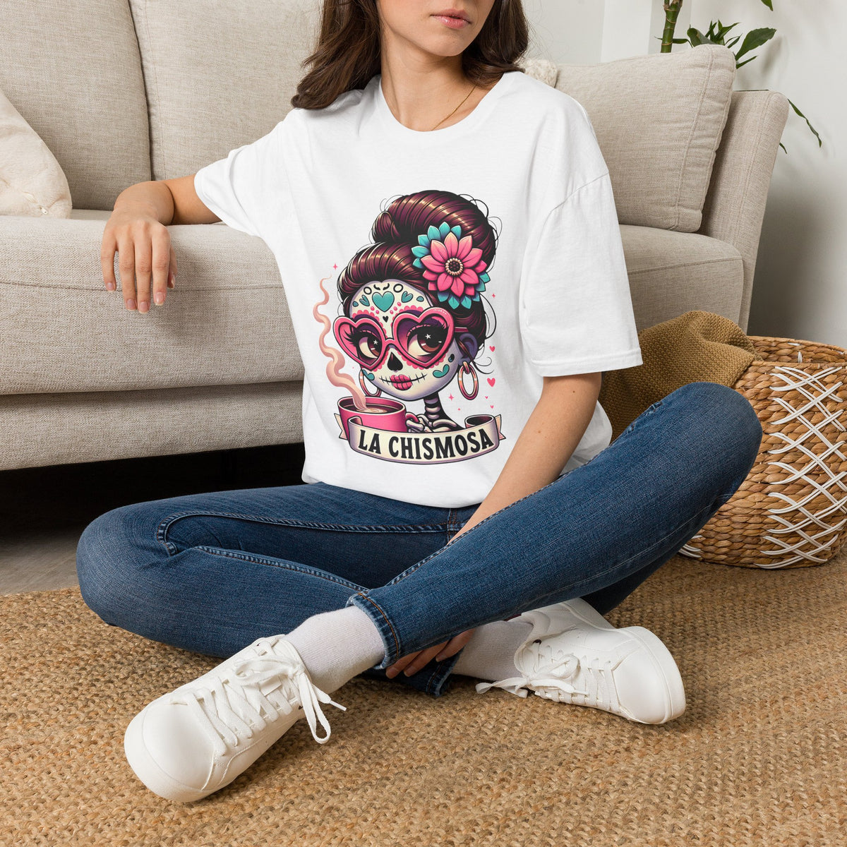 La Chismosa sugar skull T-Shirt | Day of the Dead diva, heart sunglasses