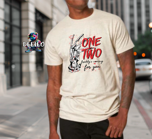 One Two Freddy's Coming for you (Tshirt)